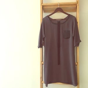 Gorgeous Club Monaco silk dress